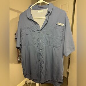 Columbia Men's Casual Blue Button Down Shirt